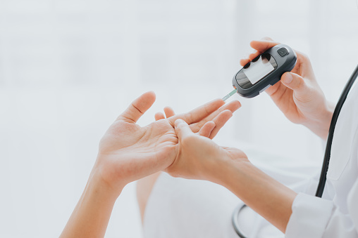 BZ-Messung und Insulinmanagement
